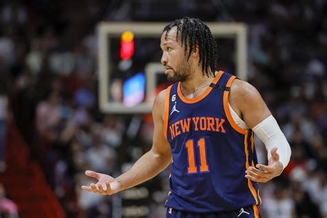 Miami Heat at New York Knicks Game 2 odds, picks and predictions.